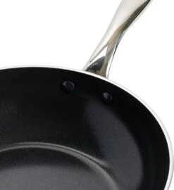 Dagelijkse Kost Door Jeroen Meus - Wok ø28cm - Inductie - Anti-aanbak - PFAS-vrij 19 Dagelijkse Kost Door Jeroen Meus - Wok ø28cm - Inductie - Anti-aanbak - PFAS-vrij -Le Creuset Winkel 1096x1200