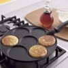 Teffo Kadirelli - Pancake Pannenkoeken 7 Kop Marmeren Anti Aanbaklaag - Inductie Compatibel 1 Teffo Kadirelli - Pancake Pannenkoeken 7 Kop Marmeren Anti Aanbaklaag - Inductie Compatibel -Le Creuset Winkel 1200x1137 1