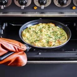 GreenPan Cambridge Hapjespan Met Deksel 24cm - Zwart - Inductie - PFAS-vrij -Le Creuset Winkel 1200x1200 1189