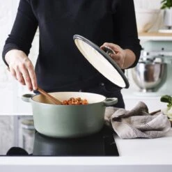 BK Bourgogne Braadpan Ø 24 Cm - Groen - Gietijzer - Inductie -Le Creuset Winkel 1200x1200 1306