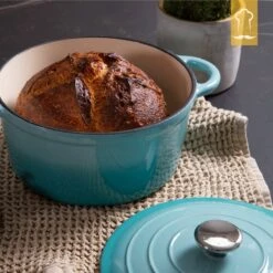 Chefarone Gietijzeren Pan - Braadpan Inclusief Deksel - Geschikt Voor Alle Warmtebronnen - Geëmailleerd Blauw -Le Creuset Winkel 1200x1200 1415