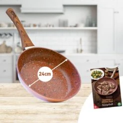 Livington Copper & Stone Pan - 24cm Koekenpan- Anti-aanbaklaag En Krasbestendig - Graniet Look - Binnenste Steenlaag Voor Perfecte Warmteverdeling - Geschikt Voor Ceran, Gas, Elektrisch, Inductie -Le Creuset Winkel 1200x1200 1463