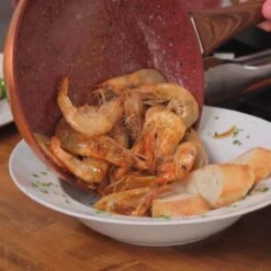 Livington Copper & Stone Pan - 24cm Koekenpan- Anti-aanbaklaag En Krasbestendig - Graniet Look - Binnenste Steenlaag Voor Perfecte Warmteverdeling - Geschikt Voor Ceran, Gas, Elektrisch, Inductie -Le Creuset Winkel 1200x1200 1466