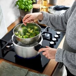 Springlane Roestvrijstalen Snelkookpan - Inductie - Pressure Cooker - 6,0 L Met Stoommand -Le Creuset Winkel 1200x1200 1520