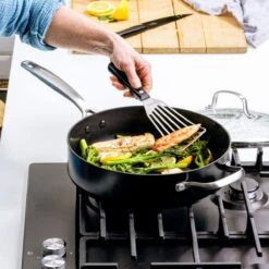 GreenPan Copenhagen Stoofpan Met Deksel En Extra Handvat 28cm/4.3L -Le Creuset Winkel 1200x1200 1543