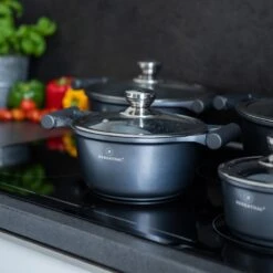 Herenthal Pannenset Inductie - Luxe 10-Delige Pannenset - Kookpotten Voor Alle Warmtebronnen - Kookpan - Pan Inductie Met Glazen Deksels En Koudgrepen - Grijs -Le Creuset Winkel 1200x1200 155