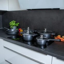 Herenthal Pannenset Inductie - Luxe 10-Delige Pannenset - Kookpotten Voor Alle Warmtebronnen - Kookpan - Pan Inductie Met Glazen Deksels En Koudgrepen - Grijs -Le Creuset Winkel 1200x1200 156
