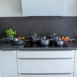 Herenthal Pannenset Inductie - Luxe 10-Delige Pannenset - Kookpotten Voor Alle Warmtebronnen - Kookpan - Pan Inductie Met Glazen Deksels En Koudgrepen - Grijs -Le Creuset Winkel 1200x1200 157