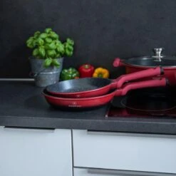 Herenthal Pannenset Inductie - Luxe 10-delige Koekenpan Inductie - Voor Alle Warmtebronnen - Pannen Met Glazen Deksels En Koudgrepen - Rood / Zwart- 6 Pannen -Le Creuset Winkel 1200x1200 196