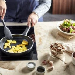 Demeyere Alu Classico 3 Koekenpan – Ceraforce Antikleefpan - Inductie – 20 Cm - PTFE En PFAS Vrij -Le Creuset Winkel 1200x1200 234