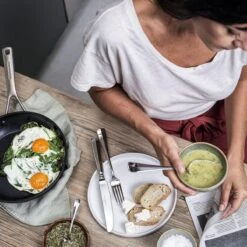 KitchenAid Hard Geanodiseerd Aluminium Wok ø30cm - Zwart - Inductie - Anti-aanbak -Le Creuset Winkel 1200x1200 303