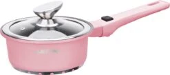 Swiss Pro+ | Set 14 Delige Pannenset | Inductie - Pannensets - Glazen Deksel - Met Afneembare Handgreep - Marmeren Interieur -PFAS-vrij | Pink -Le Creuset Winkel 1200x528 1