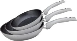 Herzberg HG-FP3: 3-Delige Koekenpan Van Gesmeed Aluminium 20/24/28 - ZILVER -Le Creuset Winkel 1200x645 2