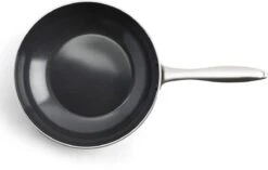 Dagelijkse Kost Door Jeroen Meus - Wok ø28cm - Inductie - Anti-aanbak - PFAS-vrij 22 Dagelijkse Kost Door Jeroen Meus - Wok ø28cm - Inductie - Anti-aanbak - PFAS-vrij -Le Creuset Winkel 1200x761 1