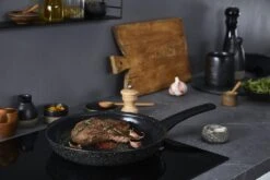 Tefal Intensity Koekenpan - Ø 28 Cm -Le Creuset Winkel 1200x800 149