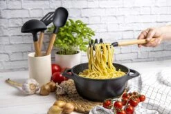 Smile 10-Delige Pannenset - Anti Aanbaklaag - Vaatwasser Bestendig - Zwart - MGK-17 -Le Creuset Winkel 1200x800 195