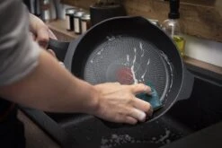 Tefal Robusto - Hapjespan - Ø26 Cm - Met Deksel -Le Creuset Winkel 1200x801 12