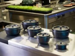 Cast Iron - Braadpan - Gietijzer - Met Deksel - Ø20x9cm - Zwart -Le Creuset Winkel 1200x899 39