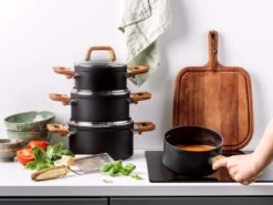 Gero Mark Kookpannenset - 4-delig - Zwart - Houtlook Grepen - Inductie - PFAS-vrij -Le Creuset Winkel 1200x900 10