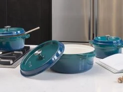 Sola Braadpan Gietijzer - Ø 24 Cm - Blauw/groen - Gietijzer - Extra Zware Bodem 5 Sola Braadpan Gietijzer - Ø 24 Cm - Blauw/groen - Gietijzer - Extra Zware Bodem -Le Creuset Winkel 1200x905 12