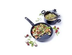 GreenPan Cambridge Koekenpan 30cm - Zwart - Inductie - PFAS-vrij -Le Creuset Winkel 1200x926 60