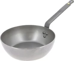 DeBuyer Mineral B Element Hapjespan - Ø 28 Cm -Le Creuset Winkel 1200x991 1