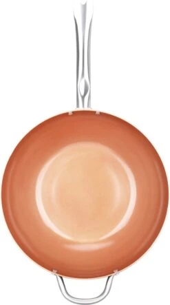 Swiss Pro+ - SP-WK28C - Aluminium Wokpan 28 Cm - Geschikt Voor Alle Warmtebronnen - Koper -Le Creuset Winkel 669x1200