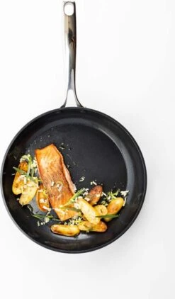 BK Superior Koekenpan - Ø 24 Cm - Keramisch - Inductie -Le Creuset Winkel 703x1200